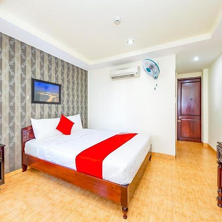 Oyo 243 Eden Hotel 芽庄 外观 照片