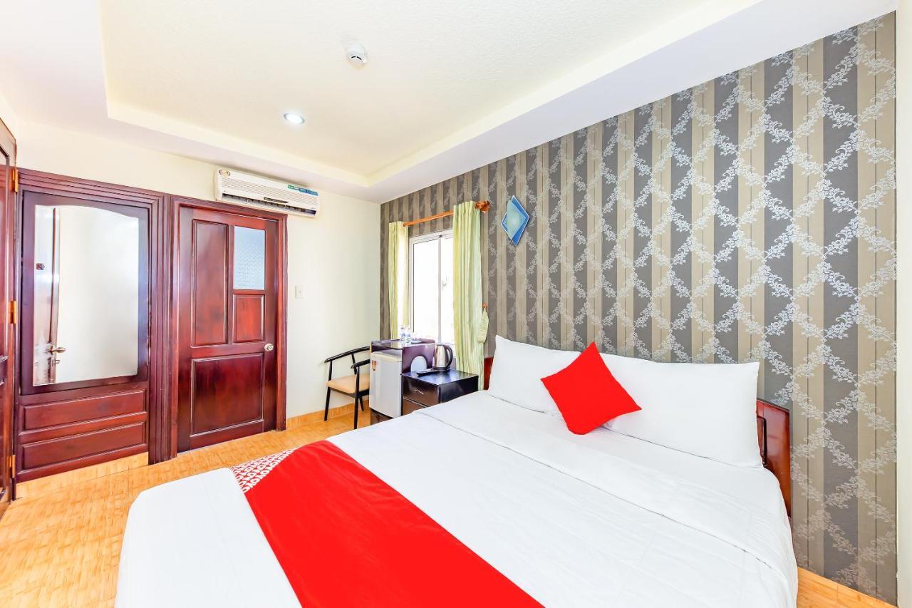 Oyo 243 Eden Hotel 芽庄 外观 照片