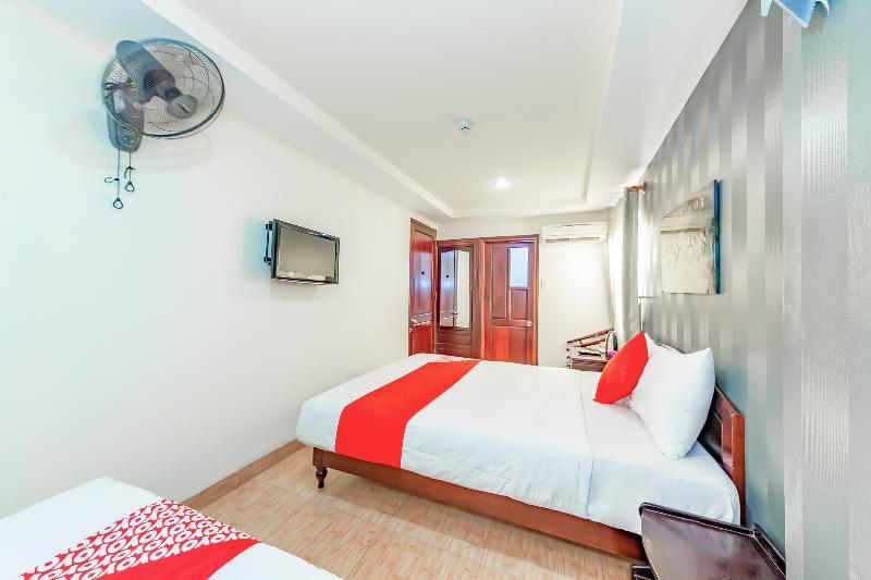 Oyo 243 Eden Hotel 芽庄 外观 照片